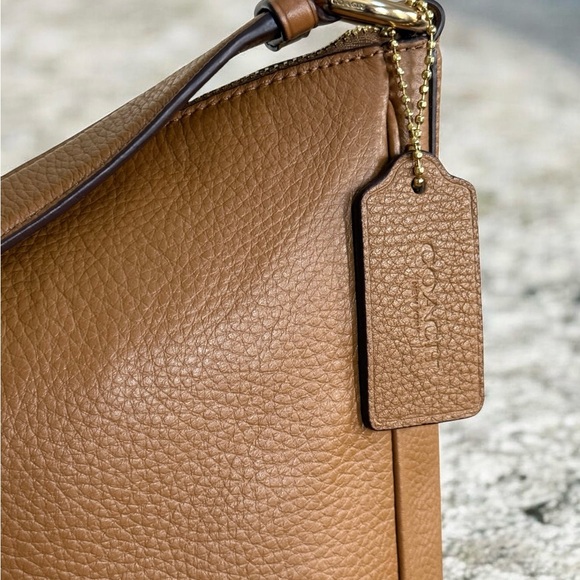 Authentic Coach Ellie Tan Leather Shoulder Bag - Picture 5 of 14